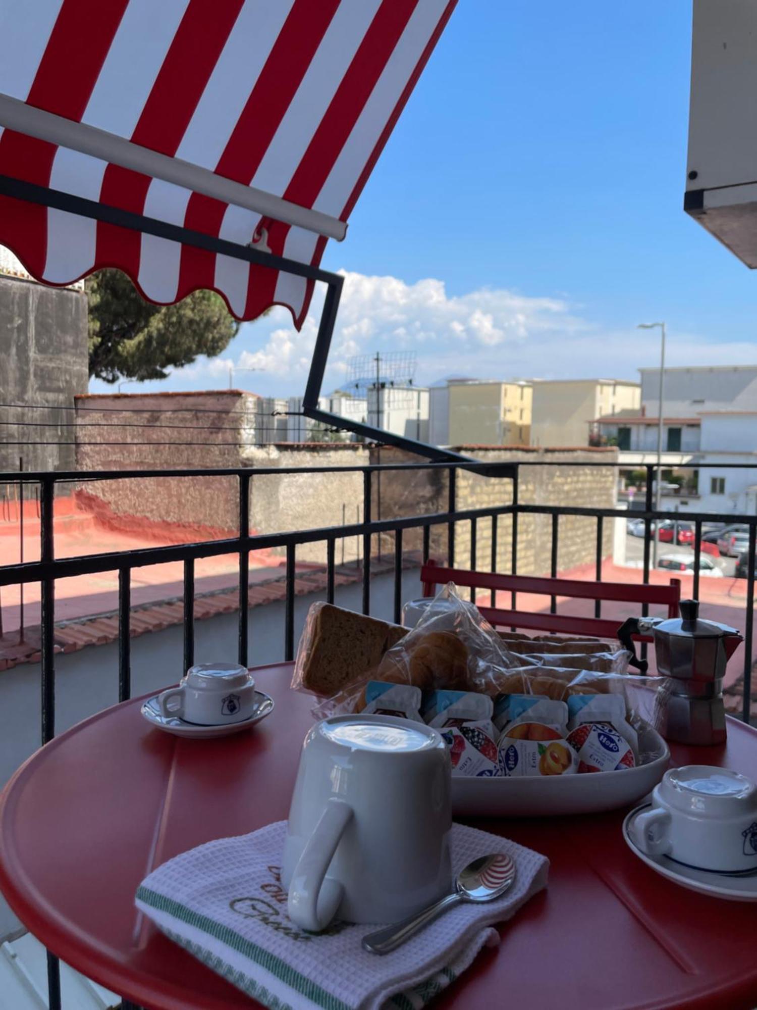 Ziettas Pop House Apartment Naples Exterior photo
